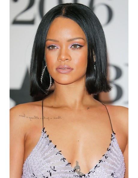 Rihanna boblijn