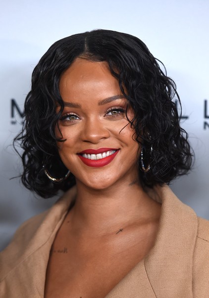 Rihanna boblijn