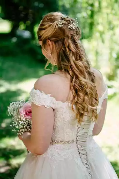 Kapsel bruid lang haar