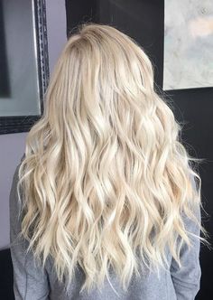 Ice blond haar