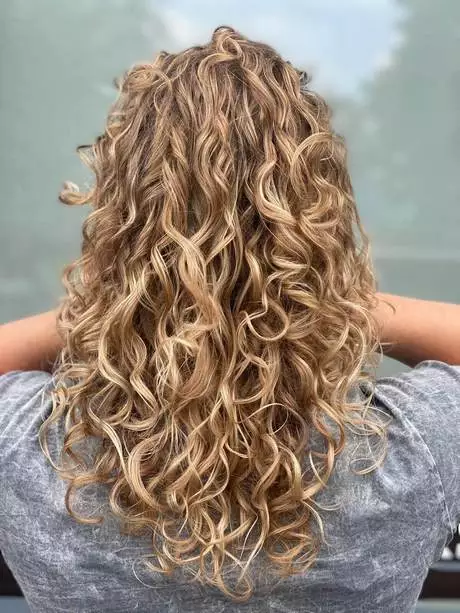 Grove krullen lang haar